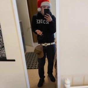 Meet your Posher, Zackary